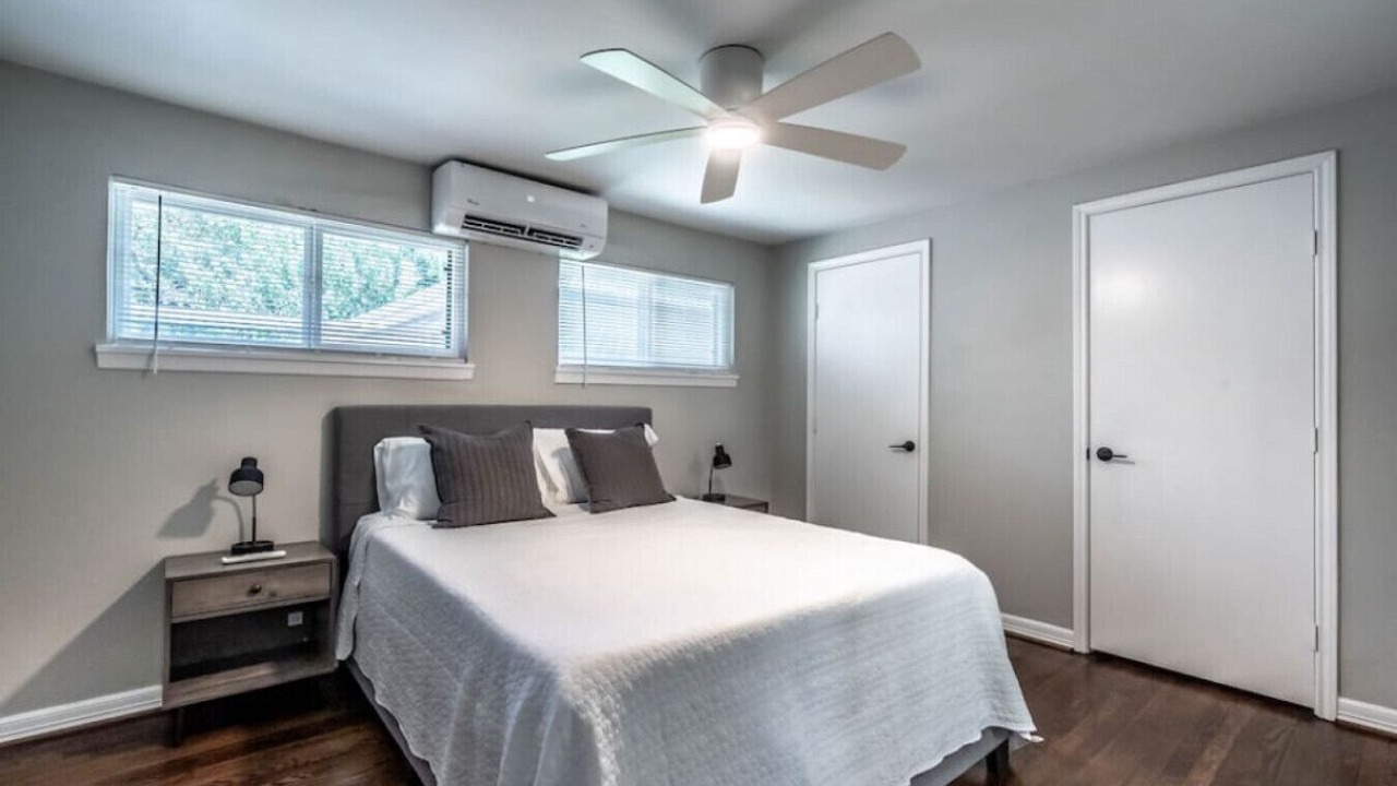 Photo of Bedroom in Neartown