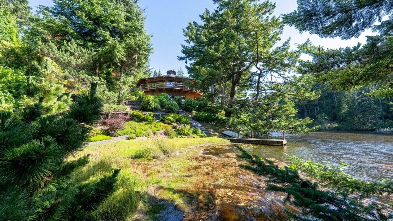Photo of Outdoor in Saunders Lake
