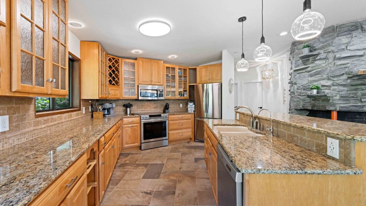 Photo of Kitchen in Saunders Lake