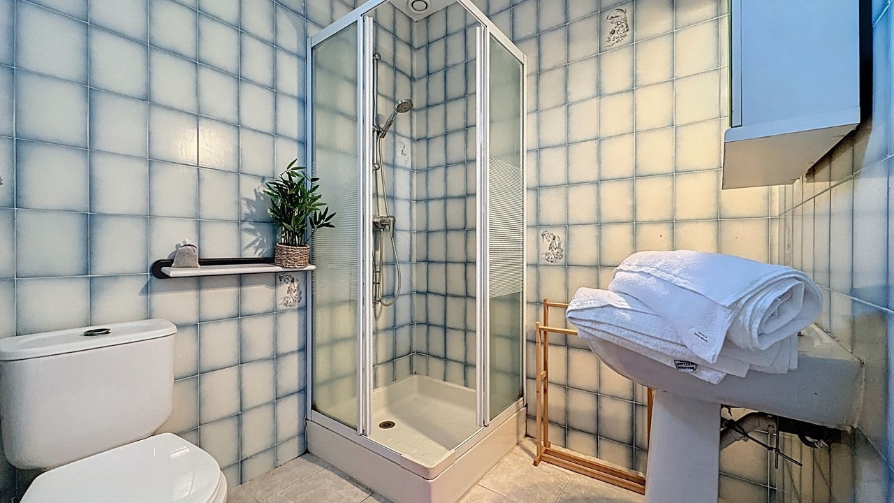 Photo of Bathroom in Pornic