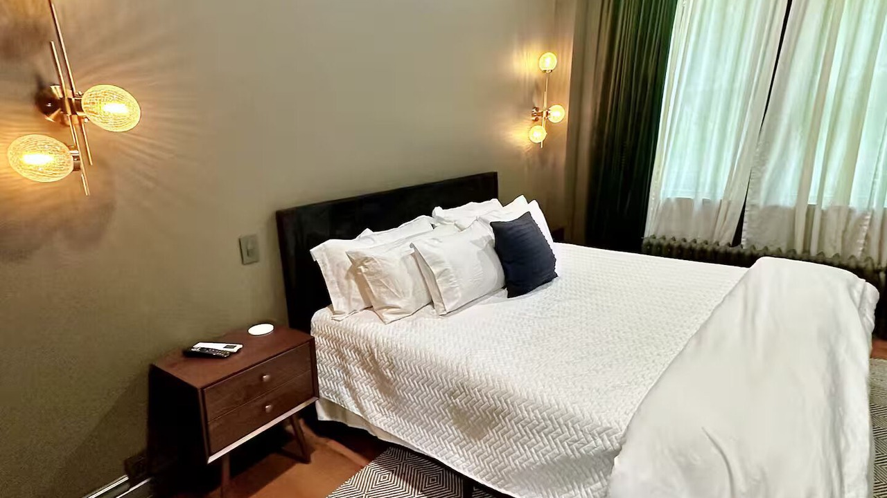 Photo of Bedroom in Burlington