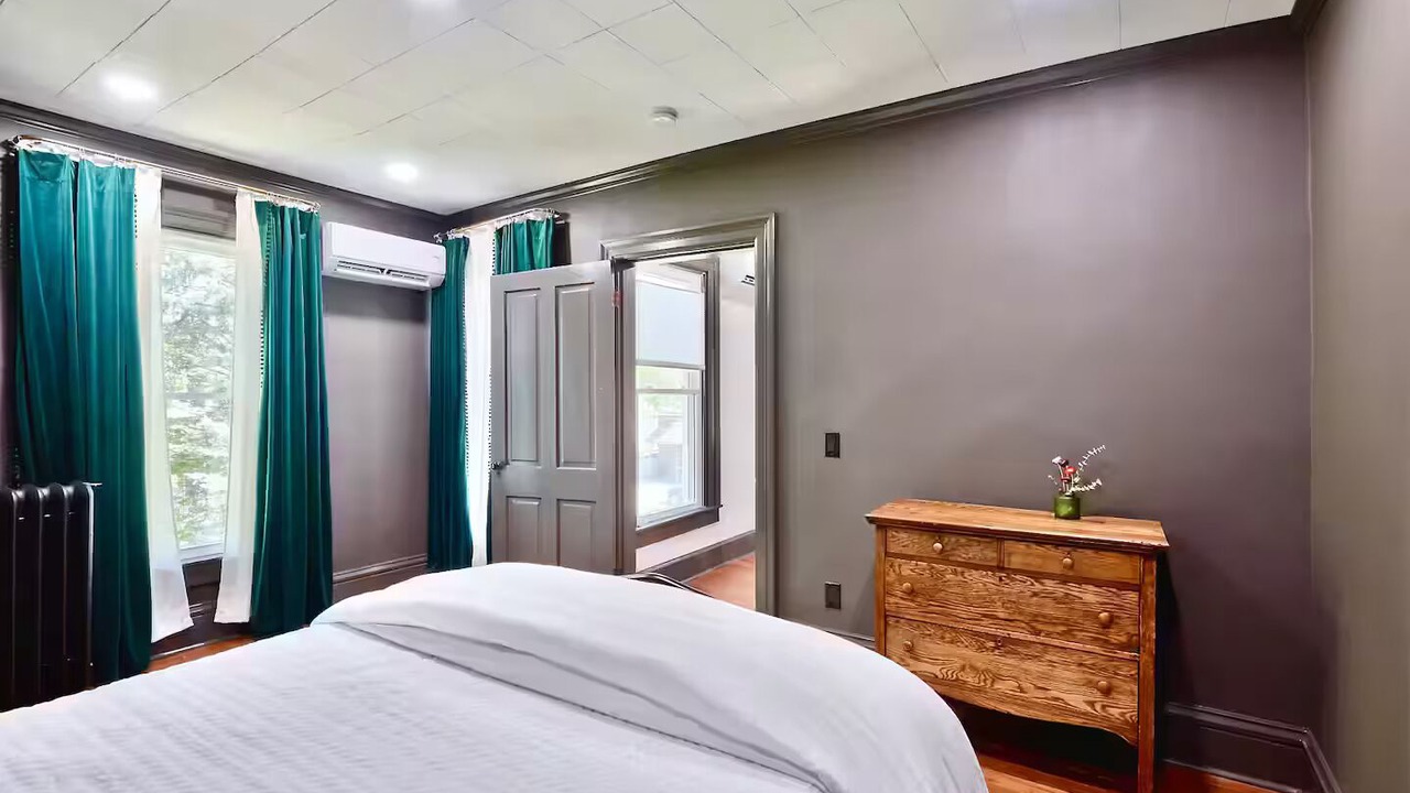 Photo of Bedroom in Burlington