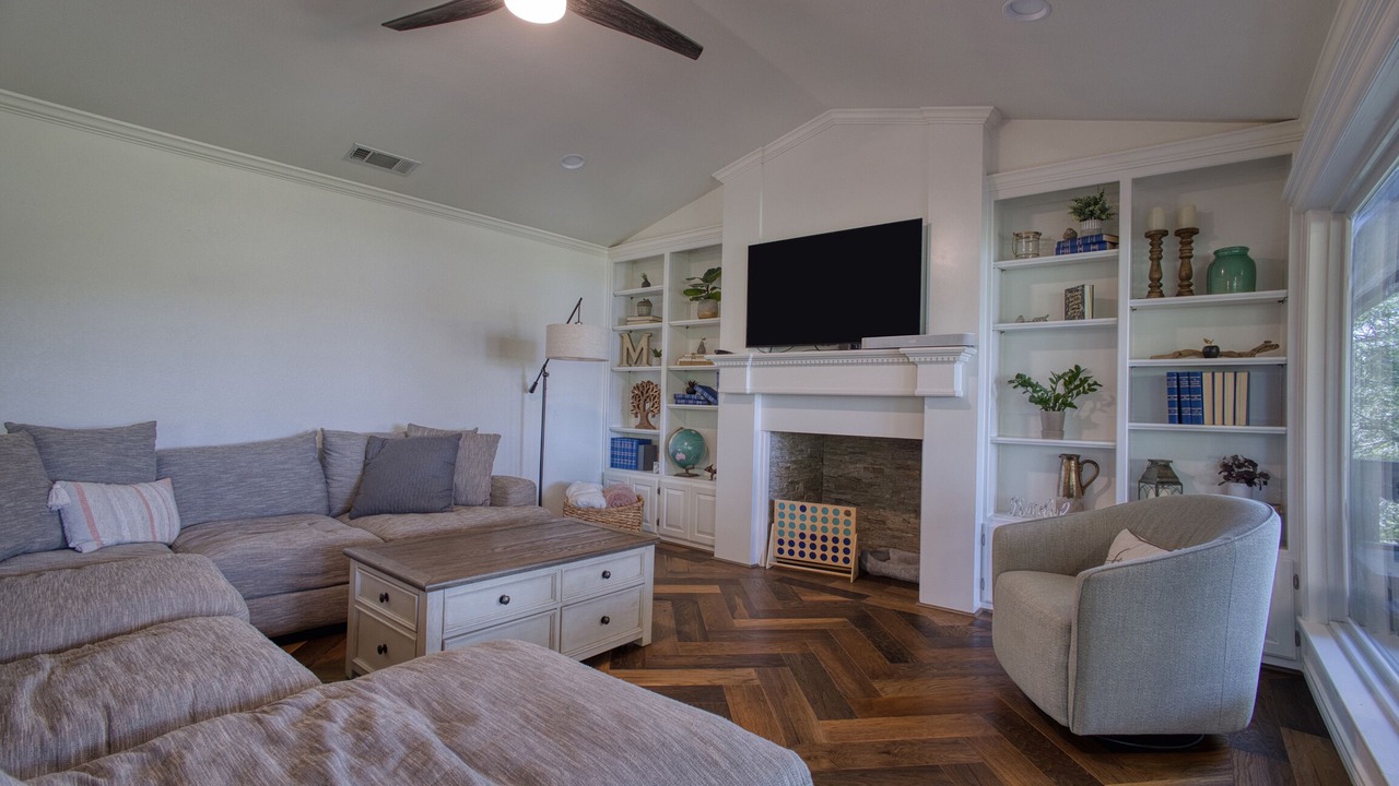 Photo of Livingroom in Lake Brownwood