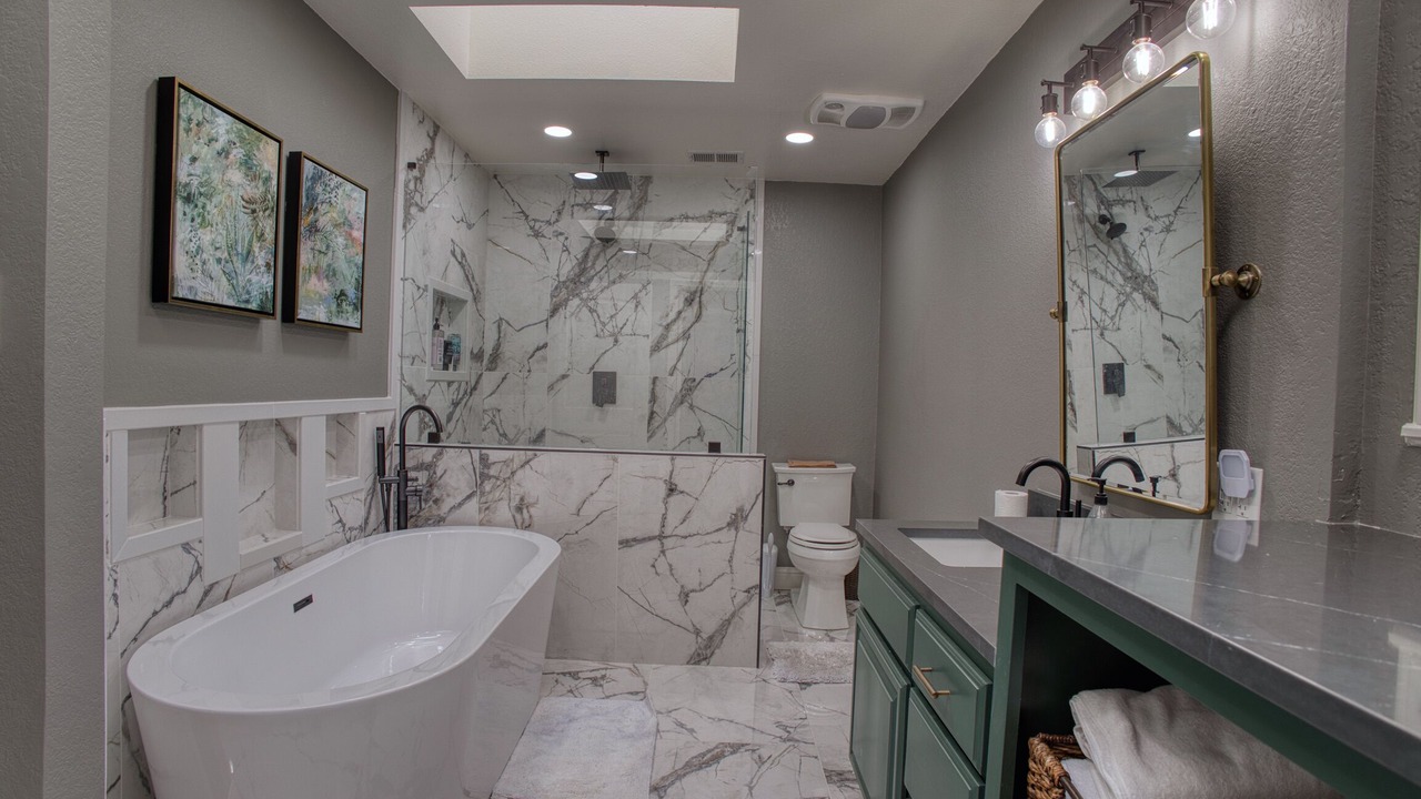 Photo of Bathroom in Lake Brownwood