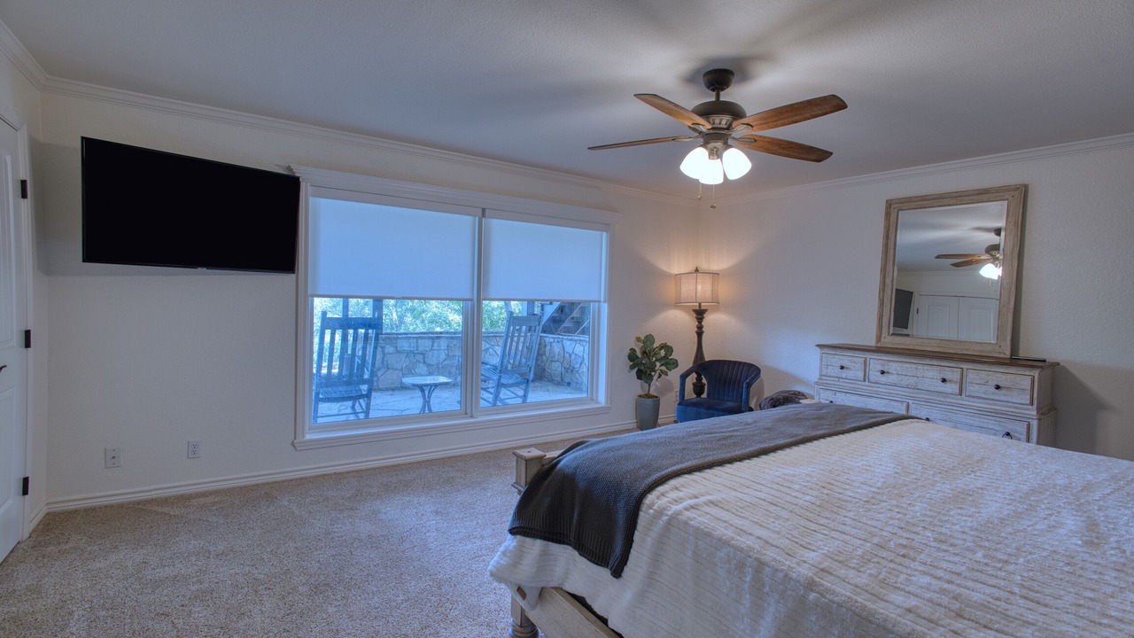 Photo of Bedroom in Lake Brownwood