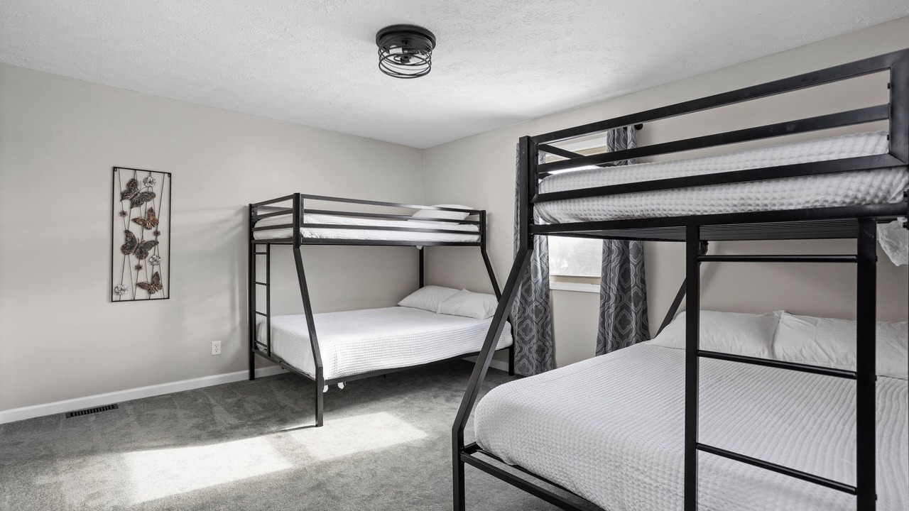Photo of Bedroom in Greenwood
