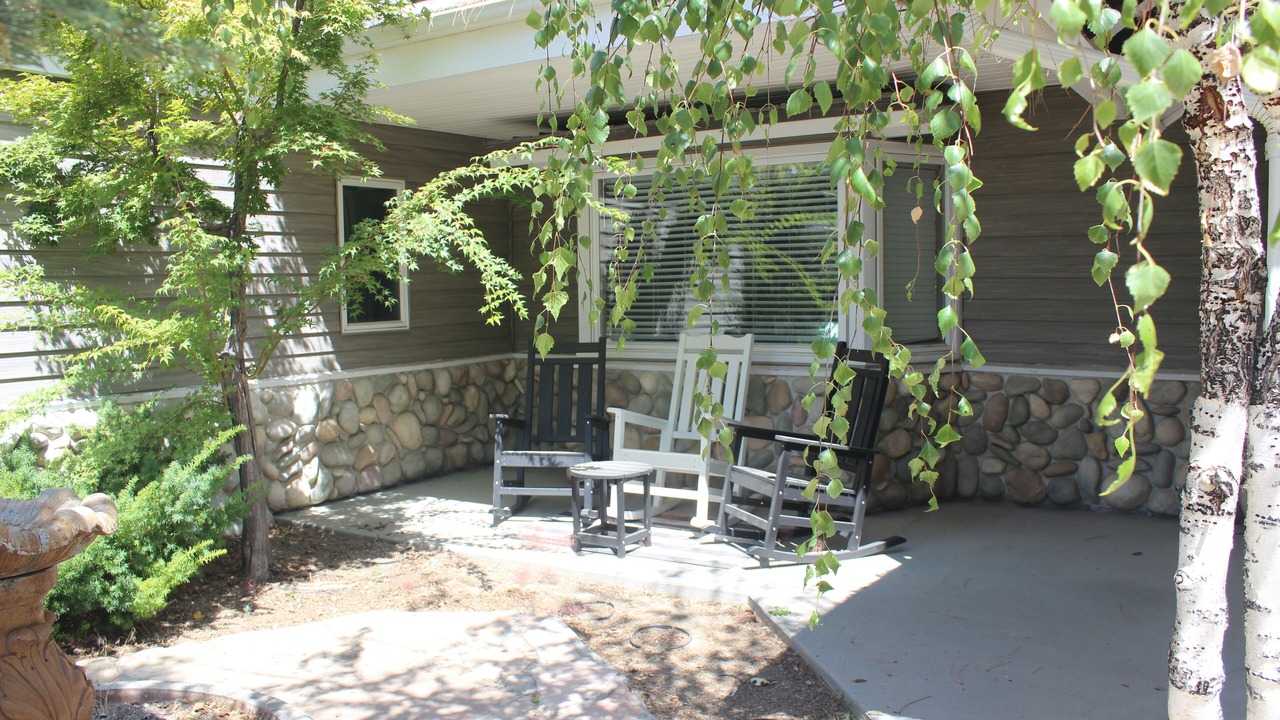 Photo of Patio Balcony in Running Springs