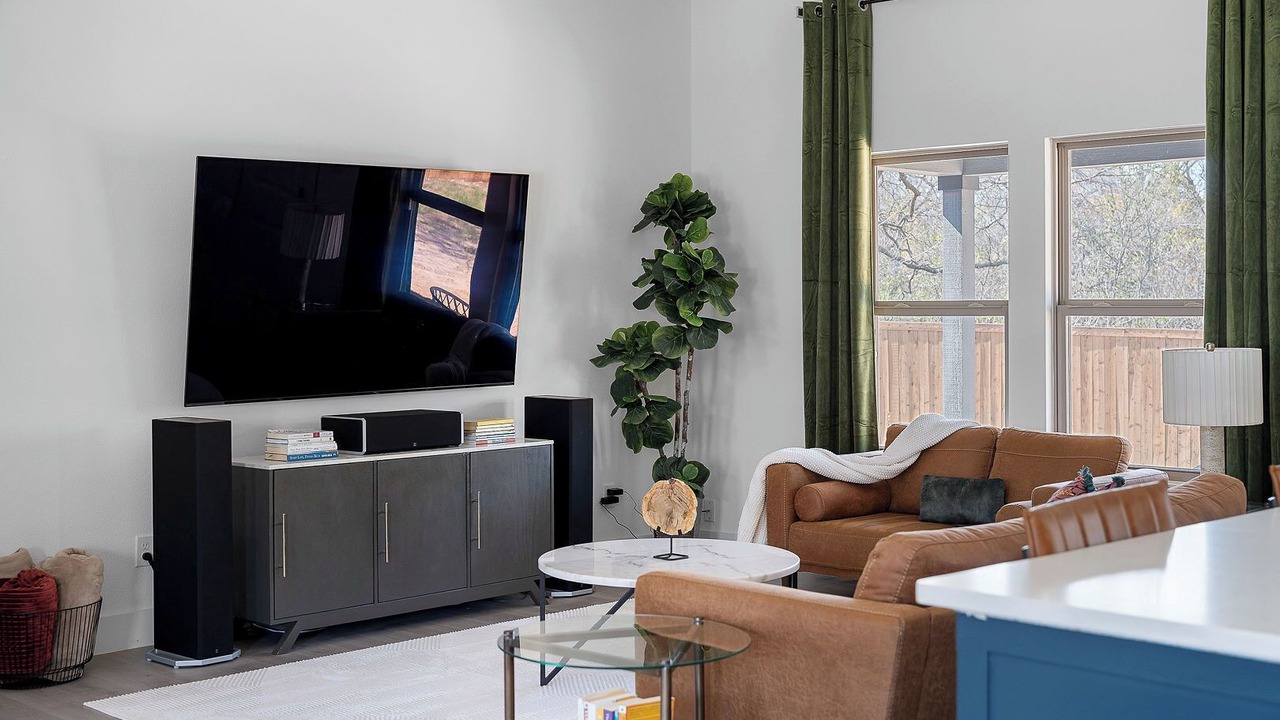 Photo of Livingroom in Oak Cliff