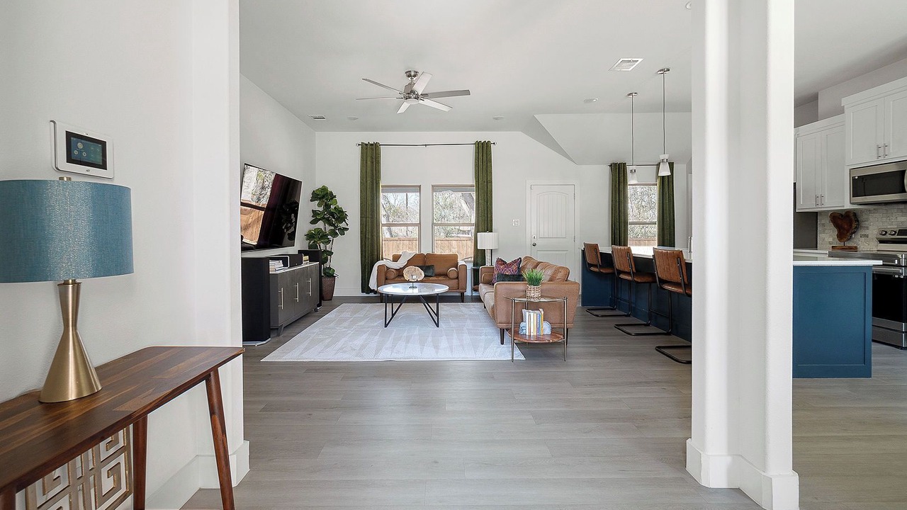 Photo of Livingroom in Oak Cliff