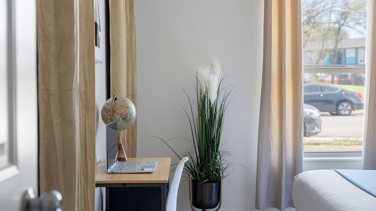 Photo of Bedroom in Oak Cliff