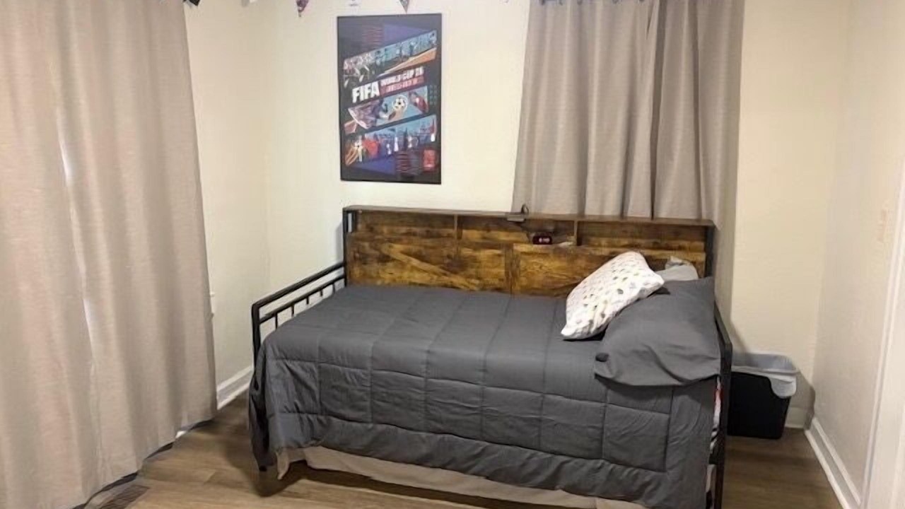 Photo of Bedroom in Lawrence