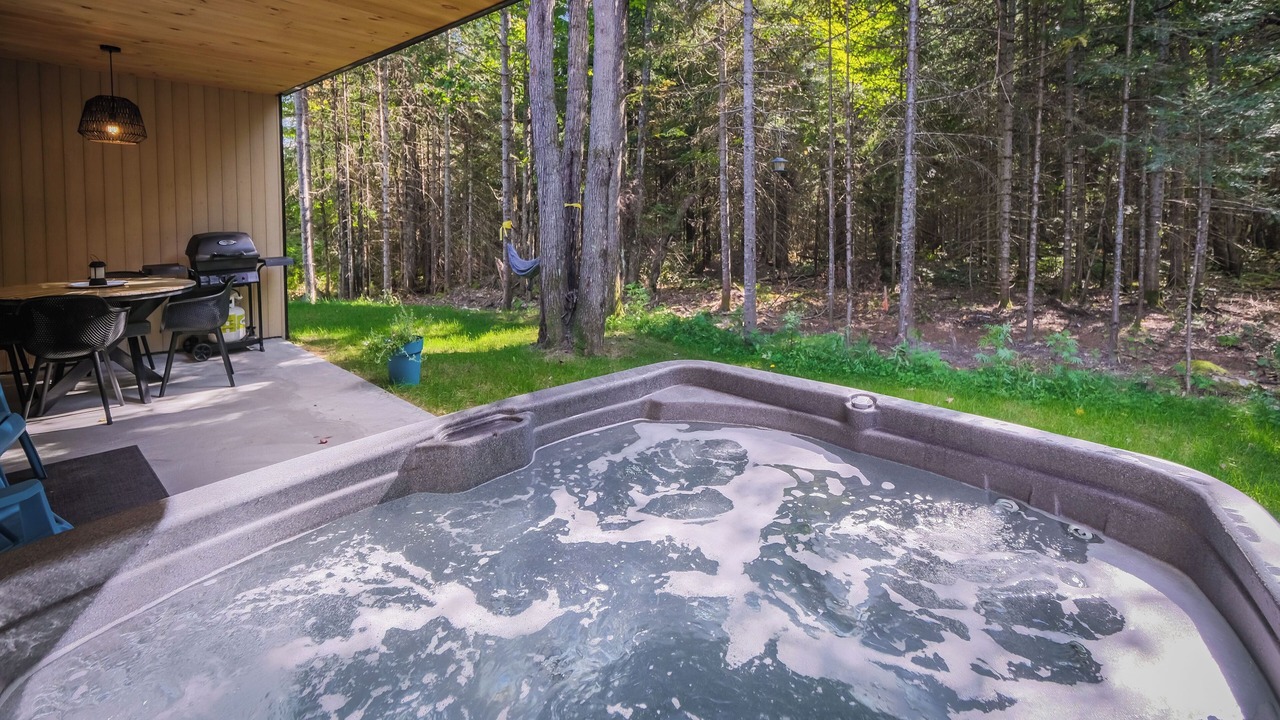 Photo of Outdoor in Notre-Dame-de-la-Merci