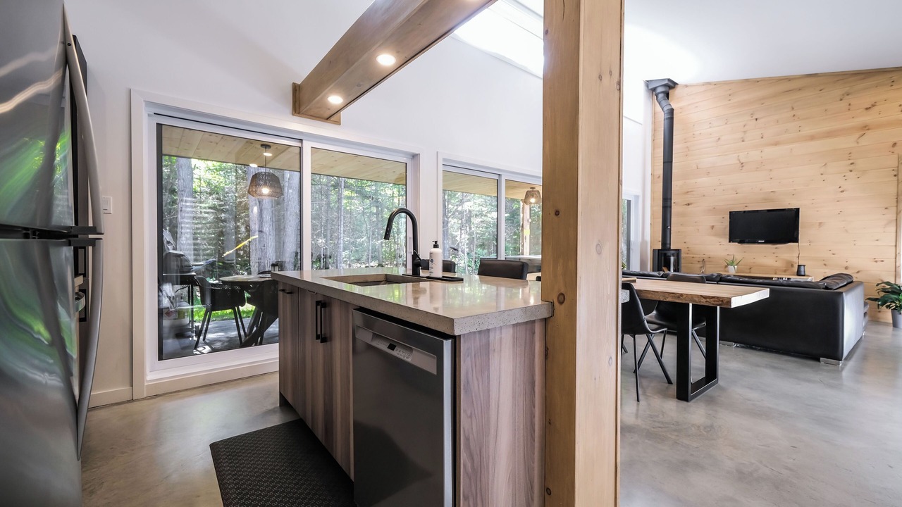 Photo of Kitchen in Notre-Dame-de-la-Merci