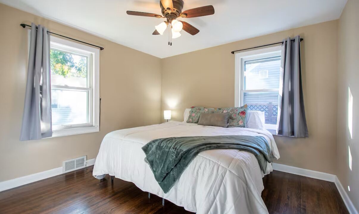 Photo of Bedroom in Diamond Lake