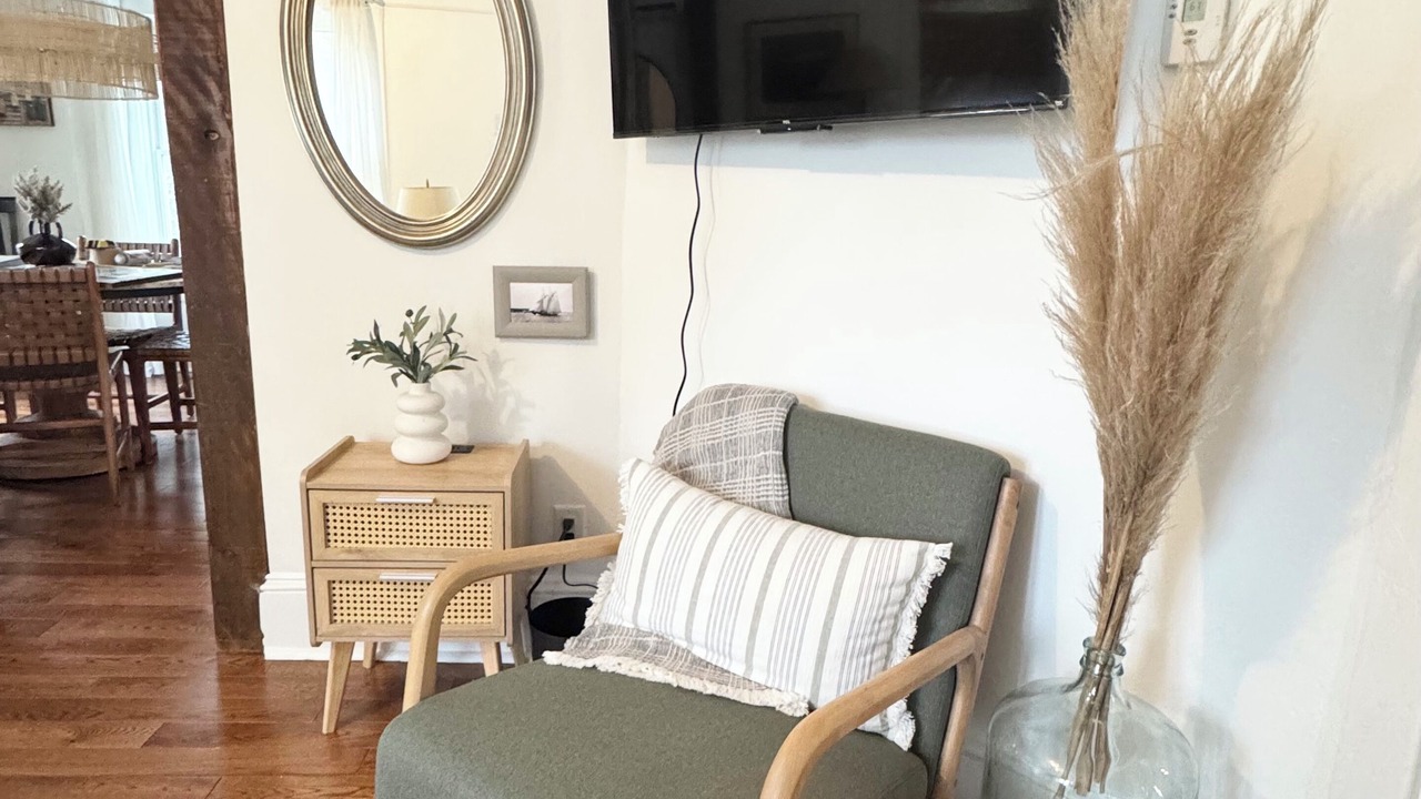 Photo of Livingroom in Harbourview