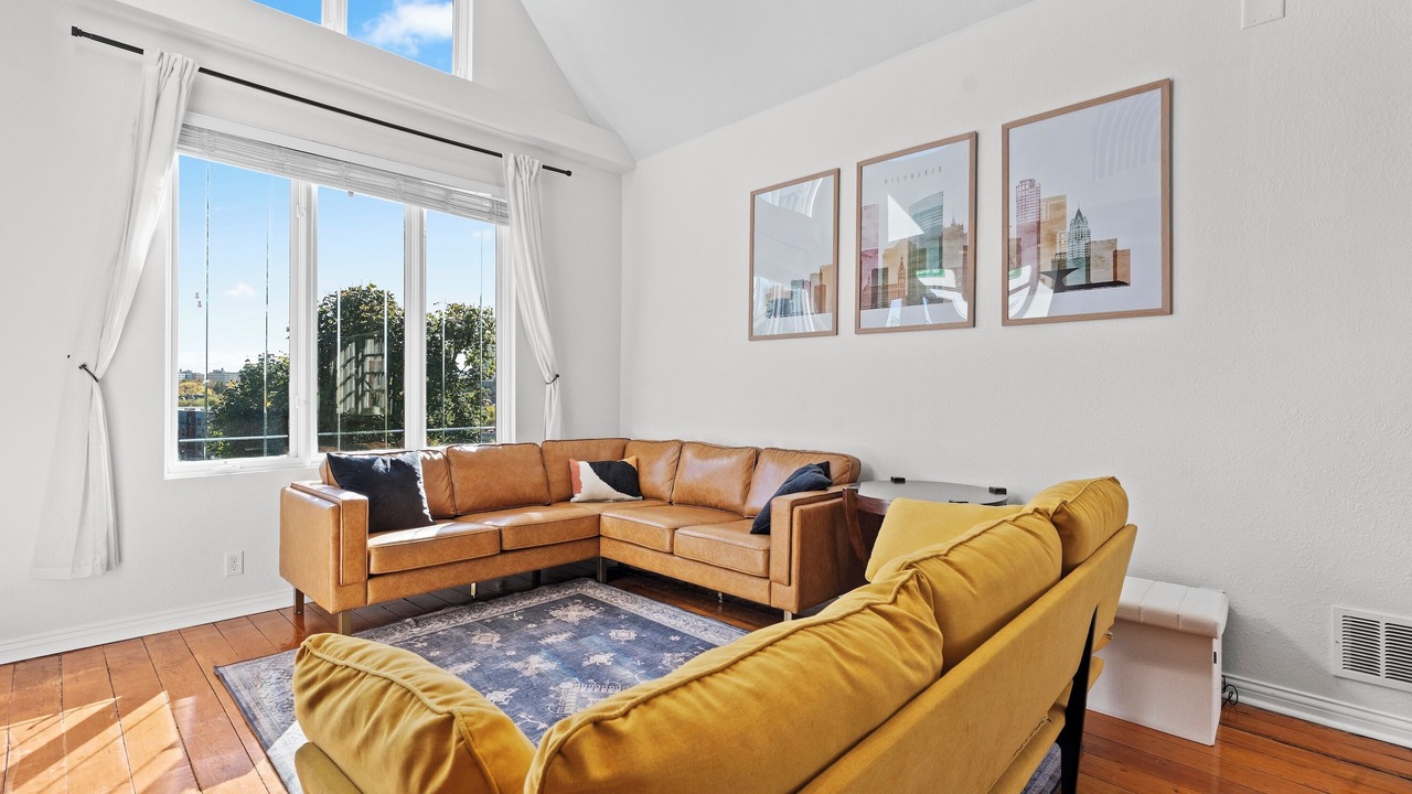 Photo of Livingroom in Milwaukee