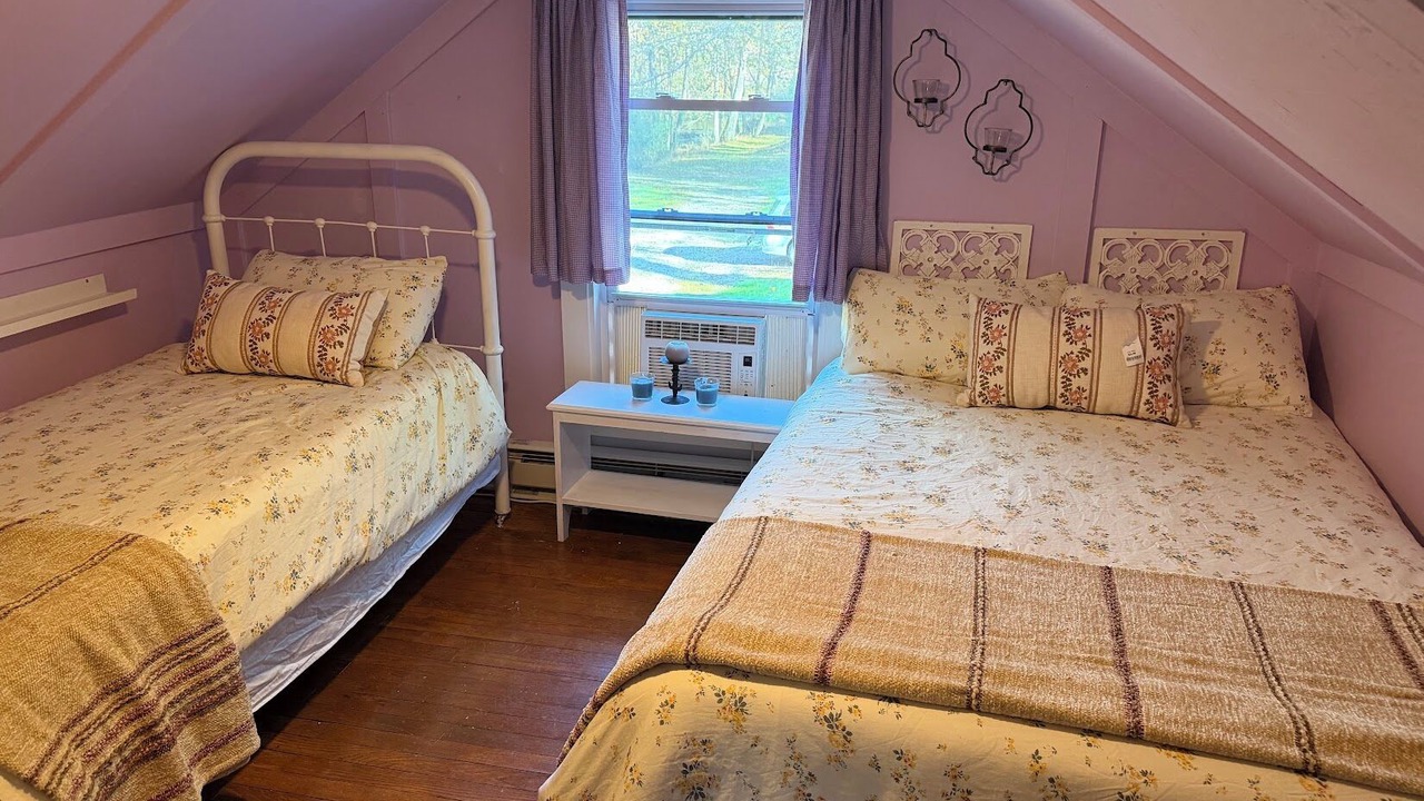 Photo of Bedroom in Newport