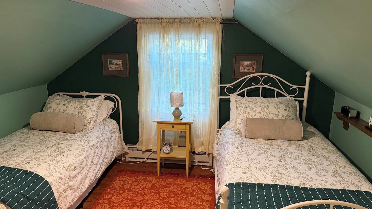 Photo of Bedroom in Newport