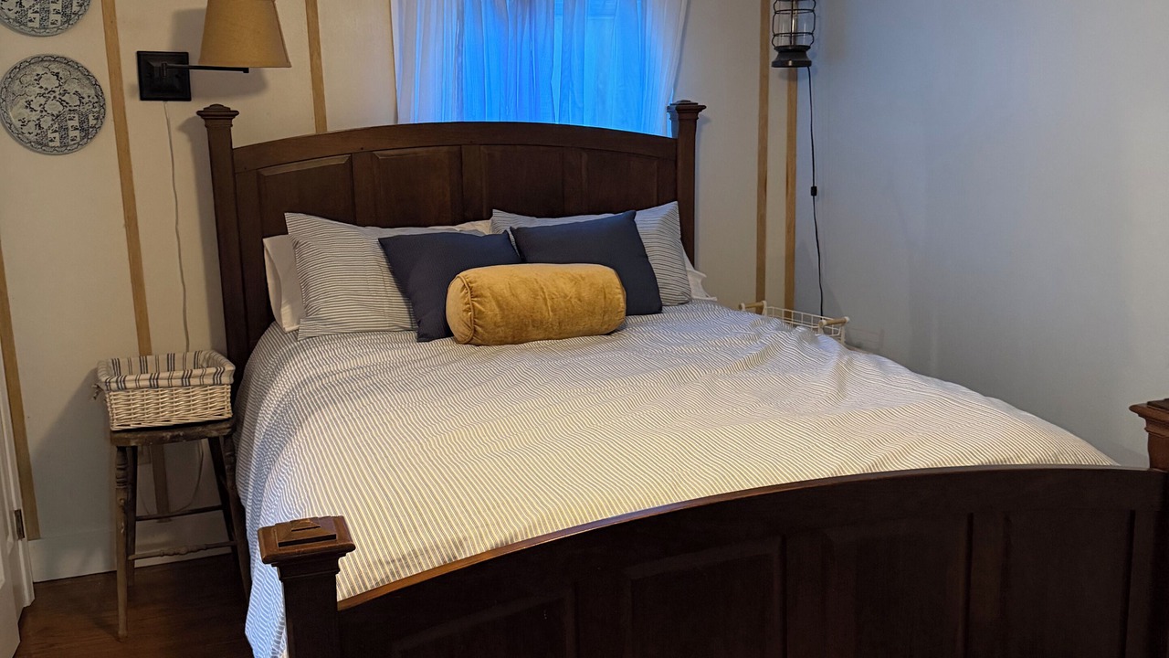 Photo of Bedroom in Newport