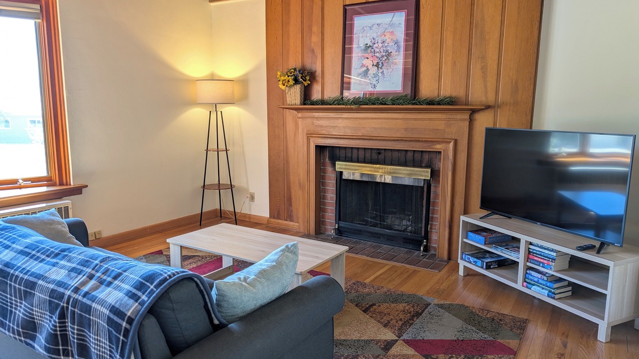 Photo of Livingroom in Los Alamos