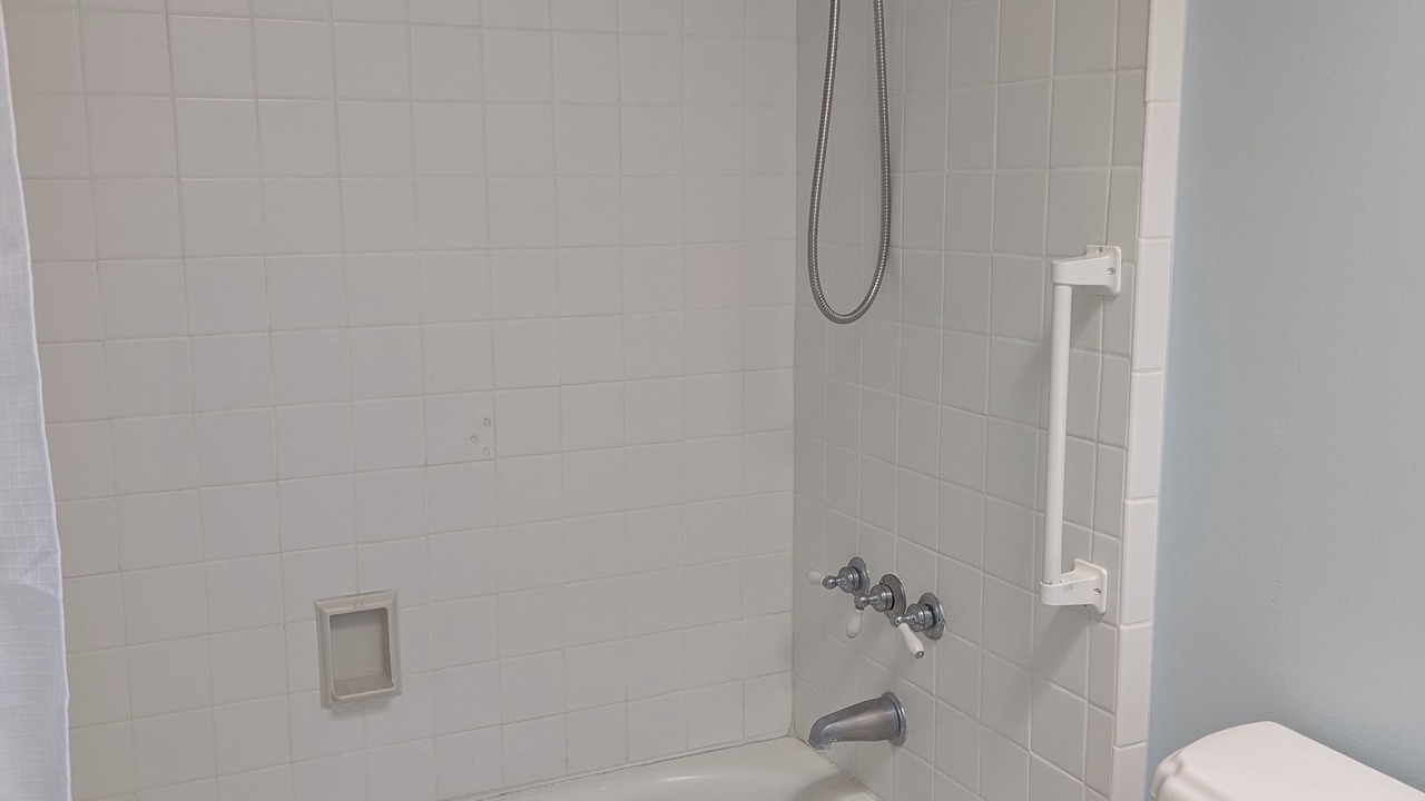 Photo of Bathroom in Los Alamos