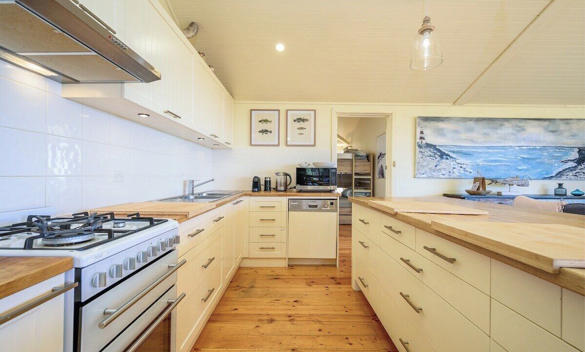 Photo of Kitchen in Cuttlefish Bay