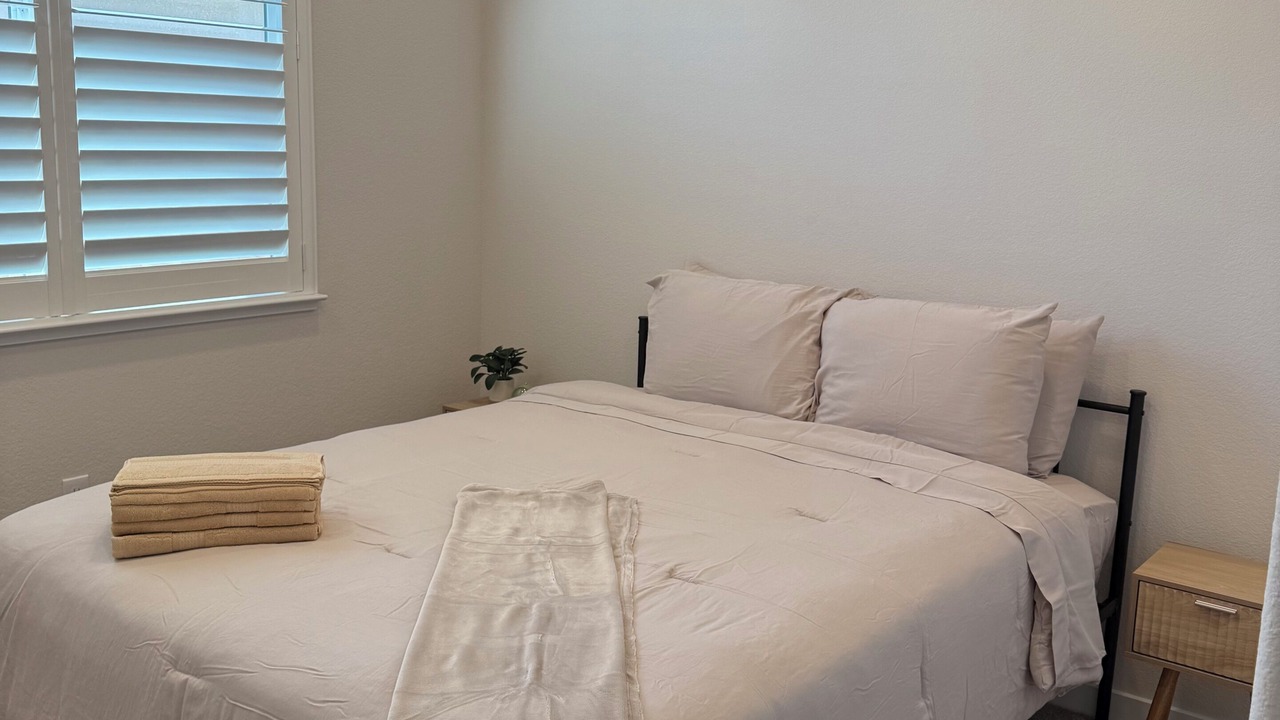 Photo of Bedroom in Roseville