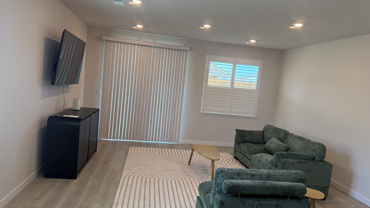 Photo of Livingroom in Roseville