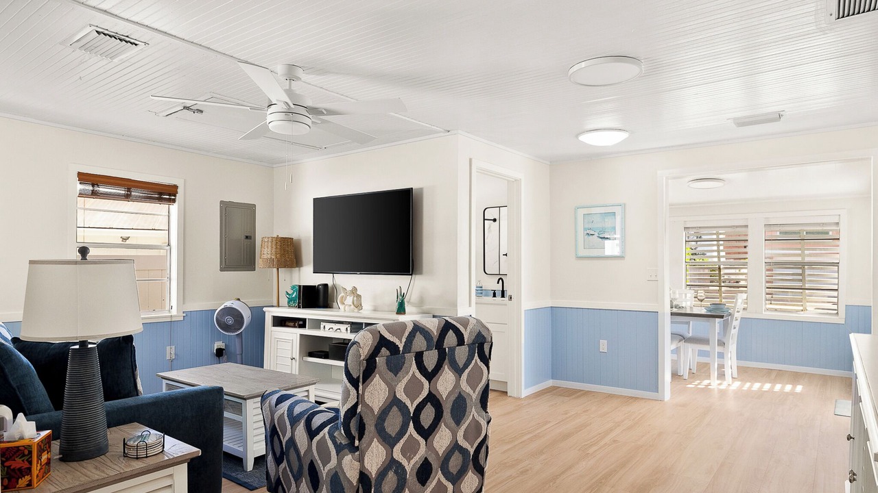 Photo of Livingroom in Bradenton Beach