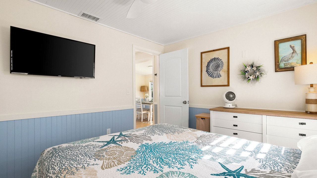 Photo of Bedroom in Bradenton Beach