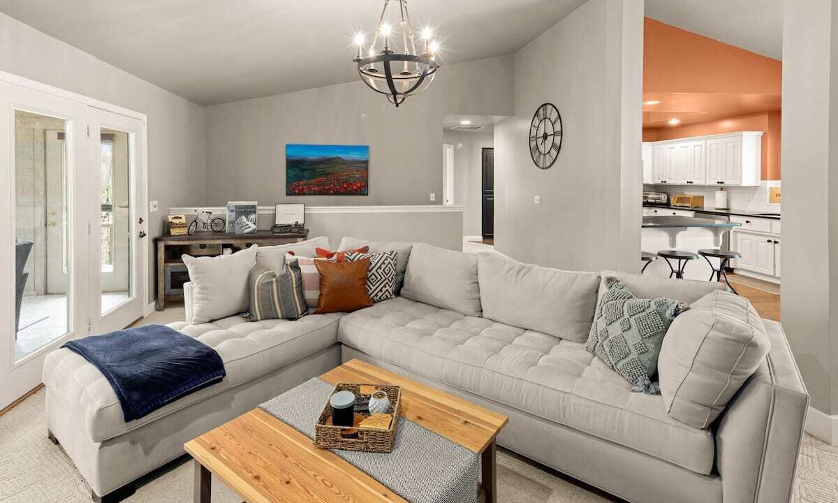 Photo of Livingroom in Bella Vista