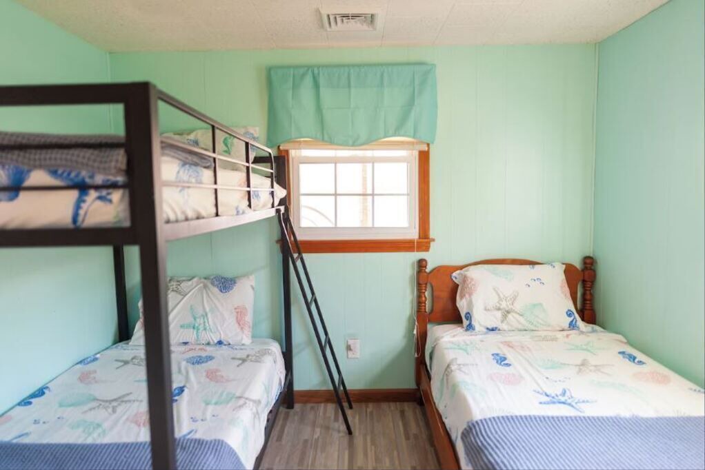 Photo of Bedroom in Seabrook