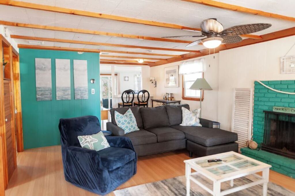 Photo of Livingroom in Seabrook