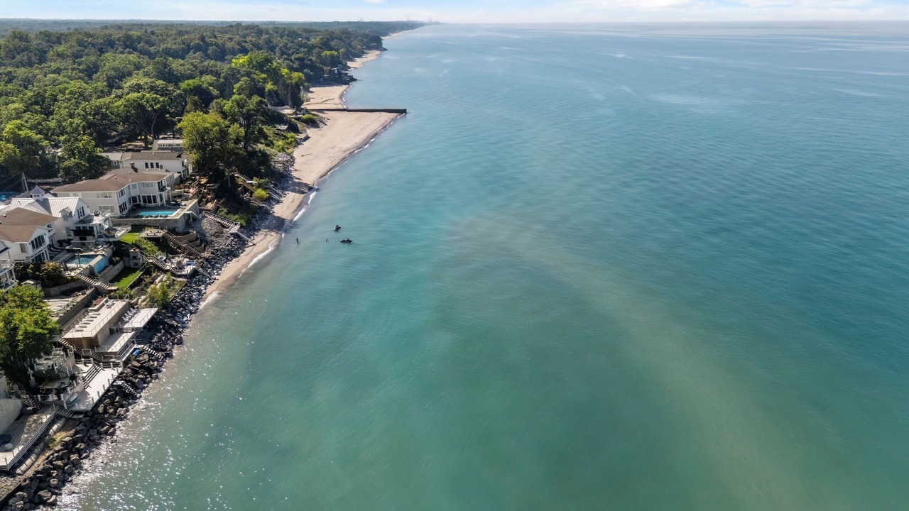 Photo of Outdoor in Grand Beach