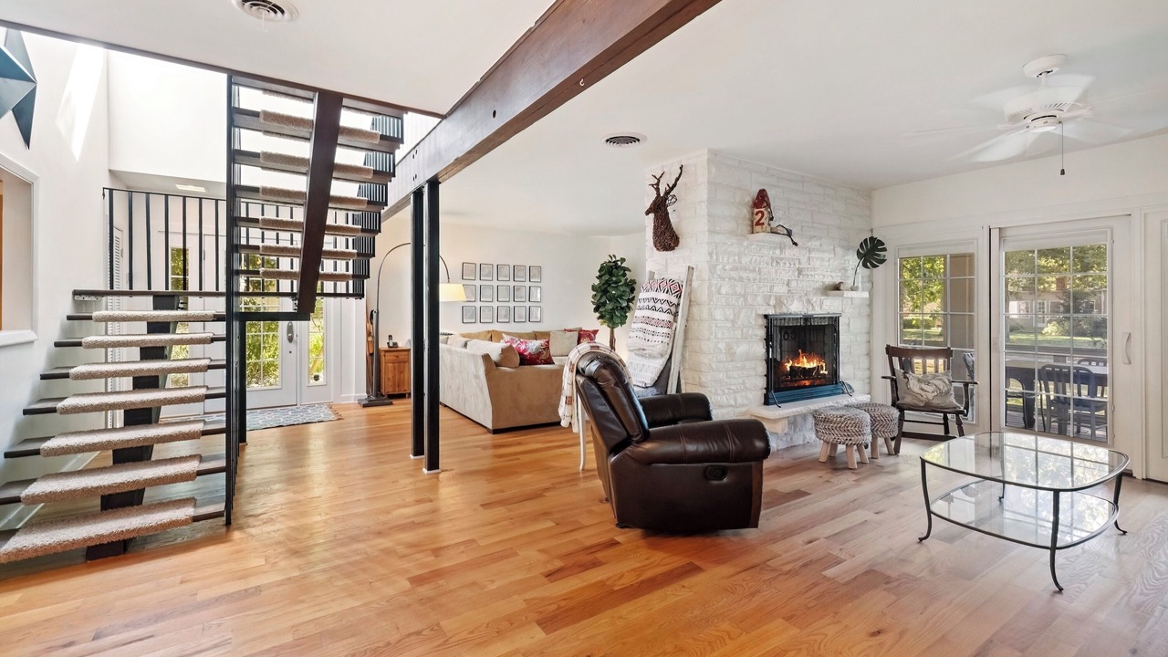 Photo of Bedroom in Grand Beach