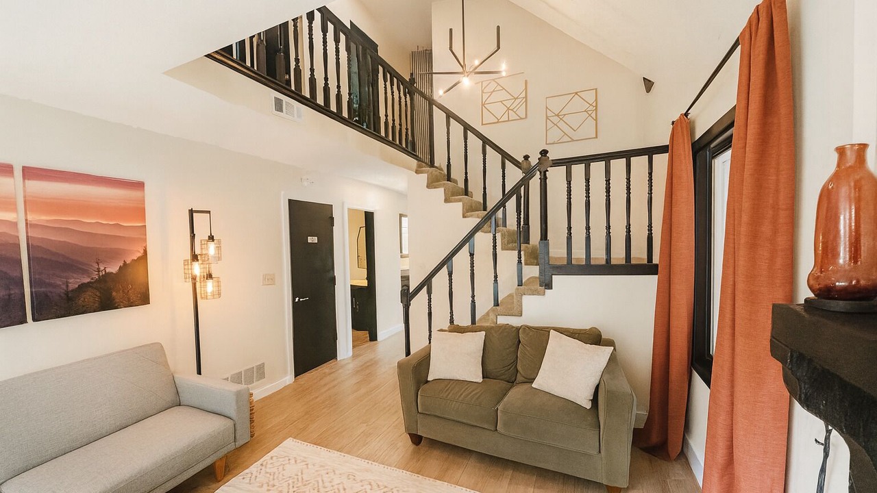 Photo of Livingroom in Lawrence
