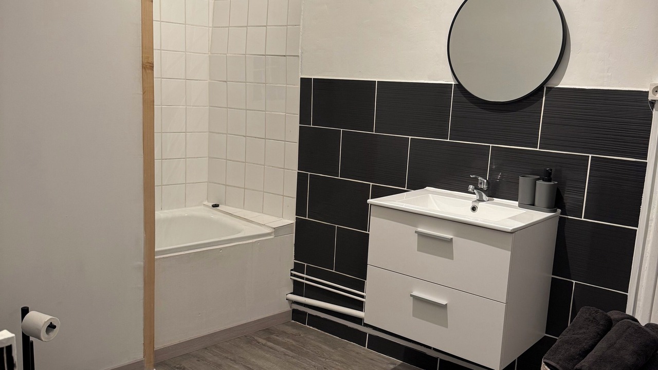 Photo of Bathroom in Veynes