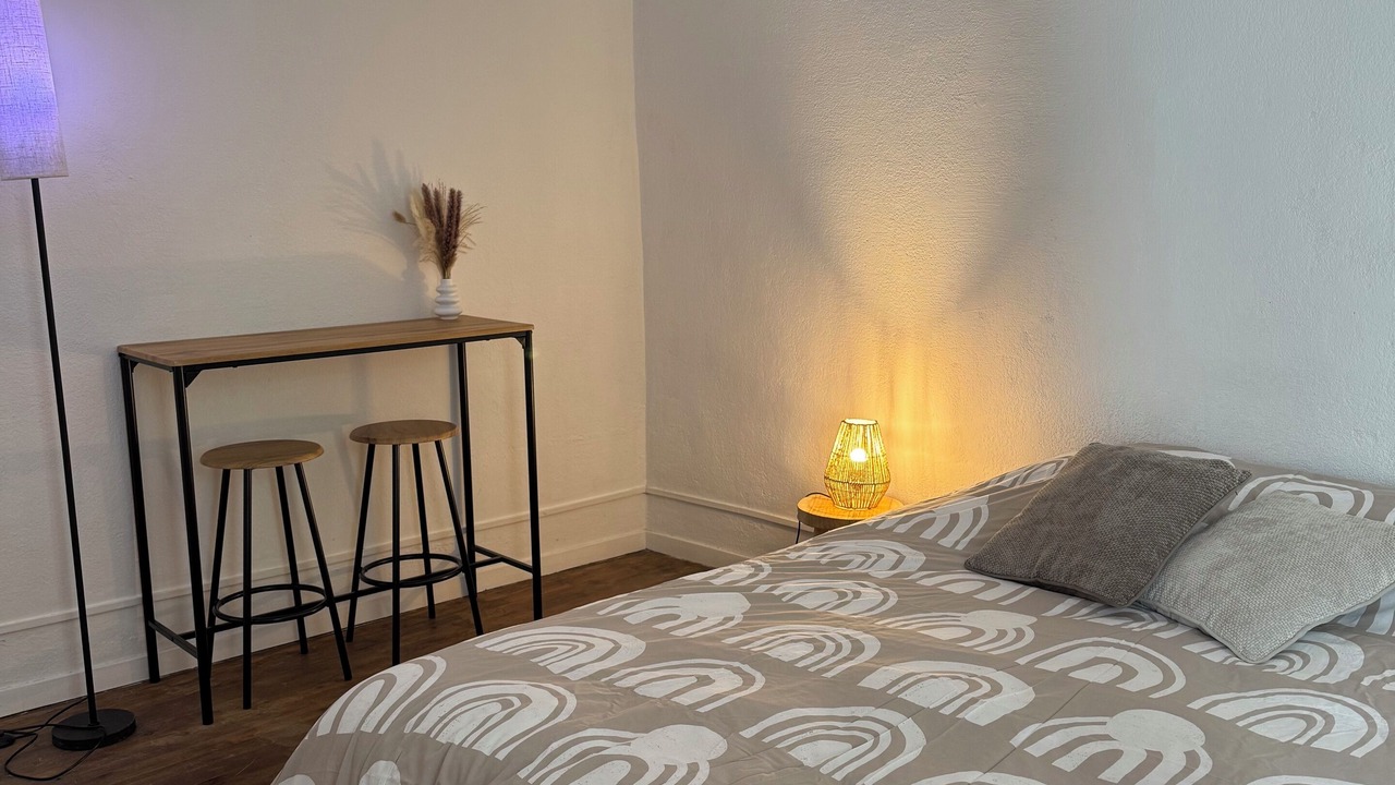 Photo of Bedroom in Veynes