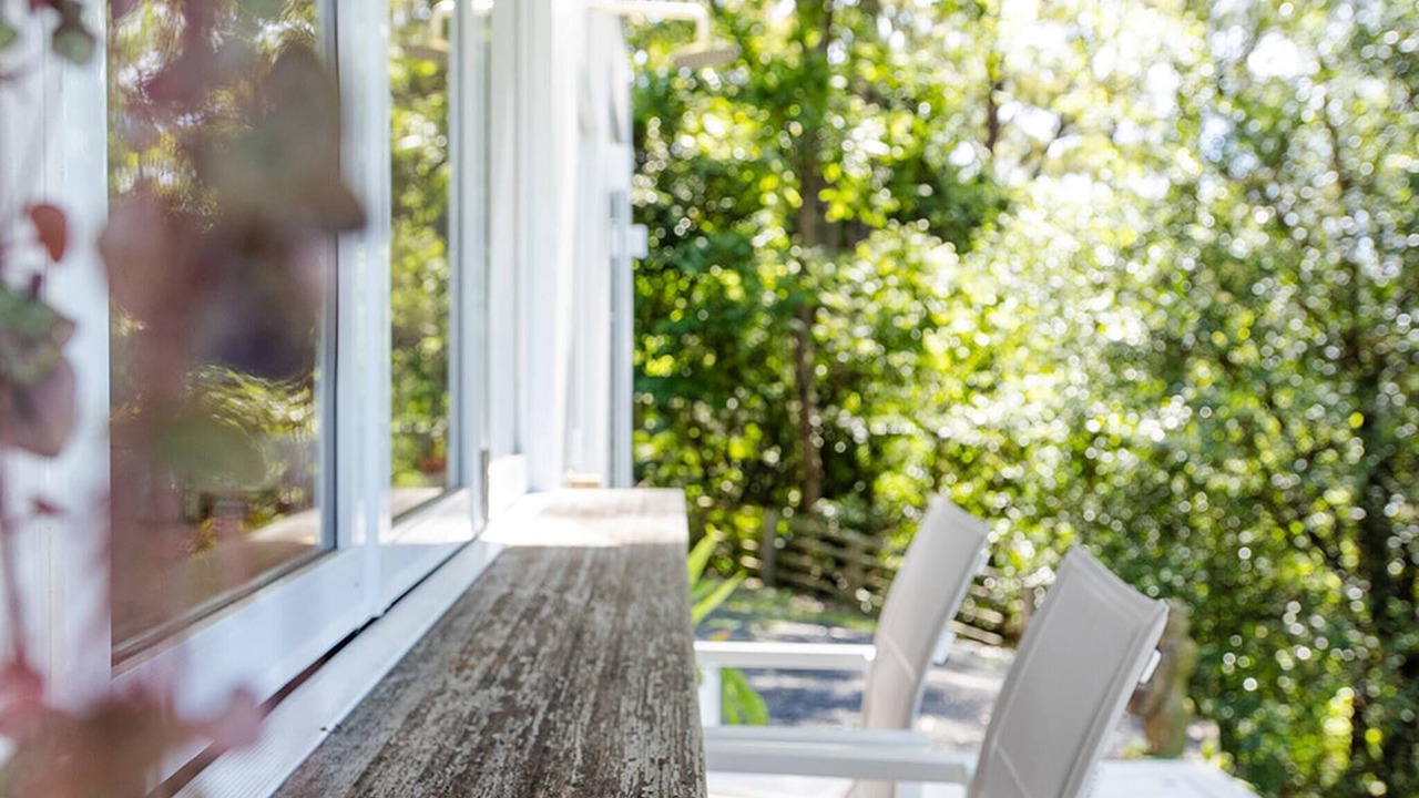 Photo of Outdoor in Foxground