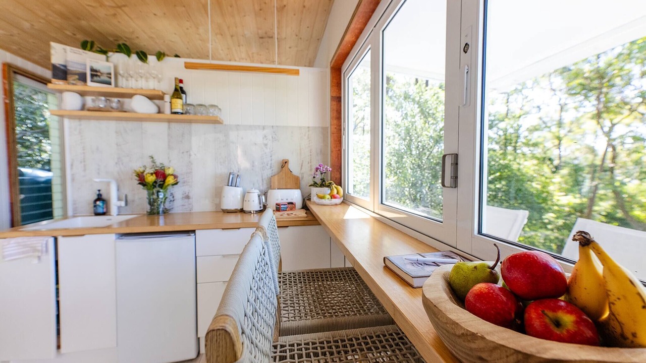 Photo of Kitchen in Foxground