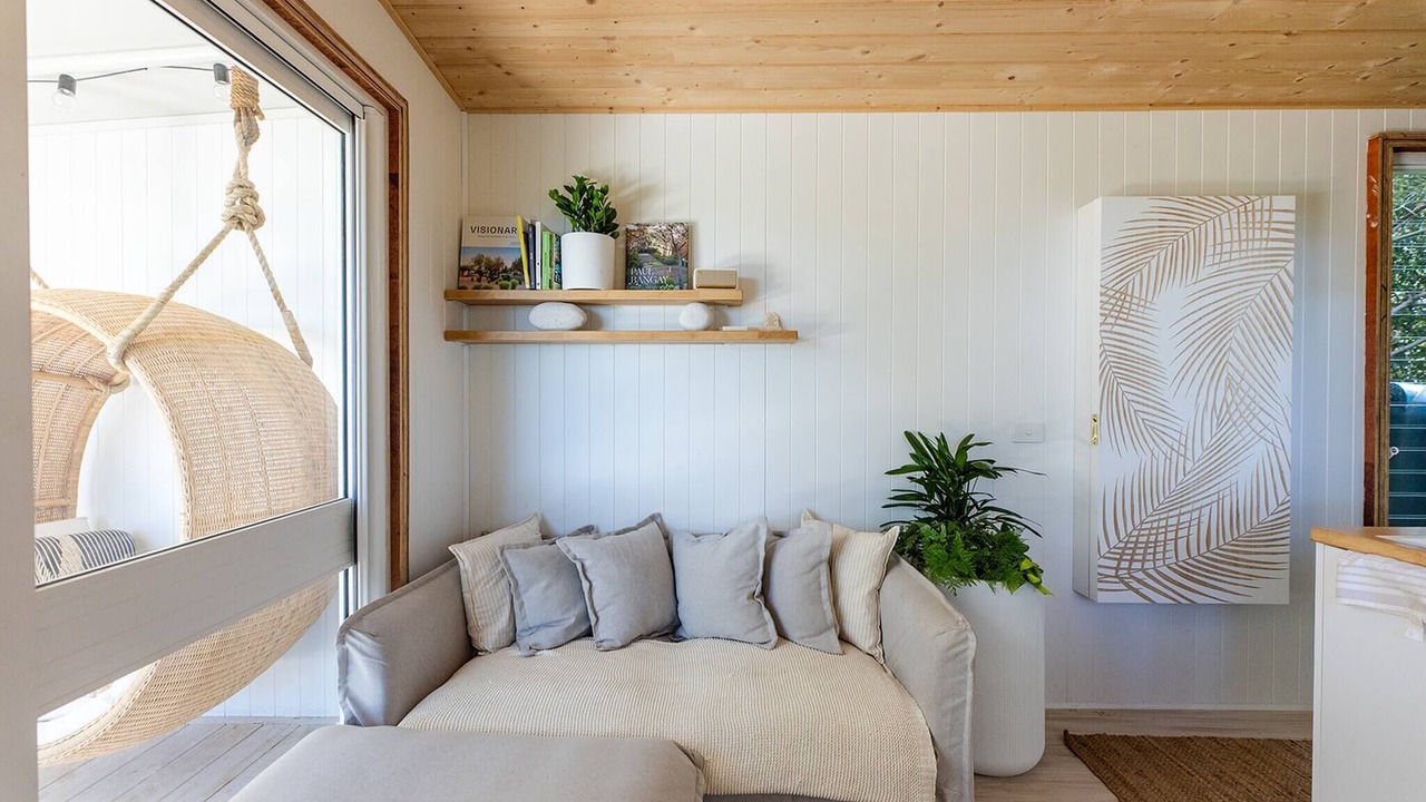 Photo of Livingroom in Foxground