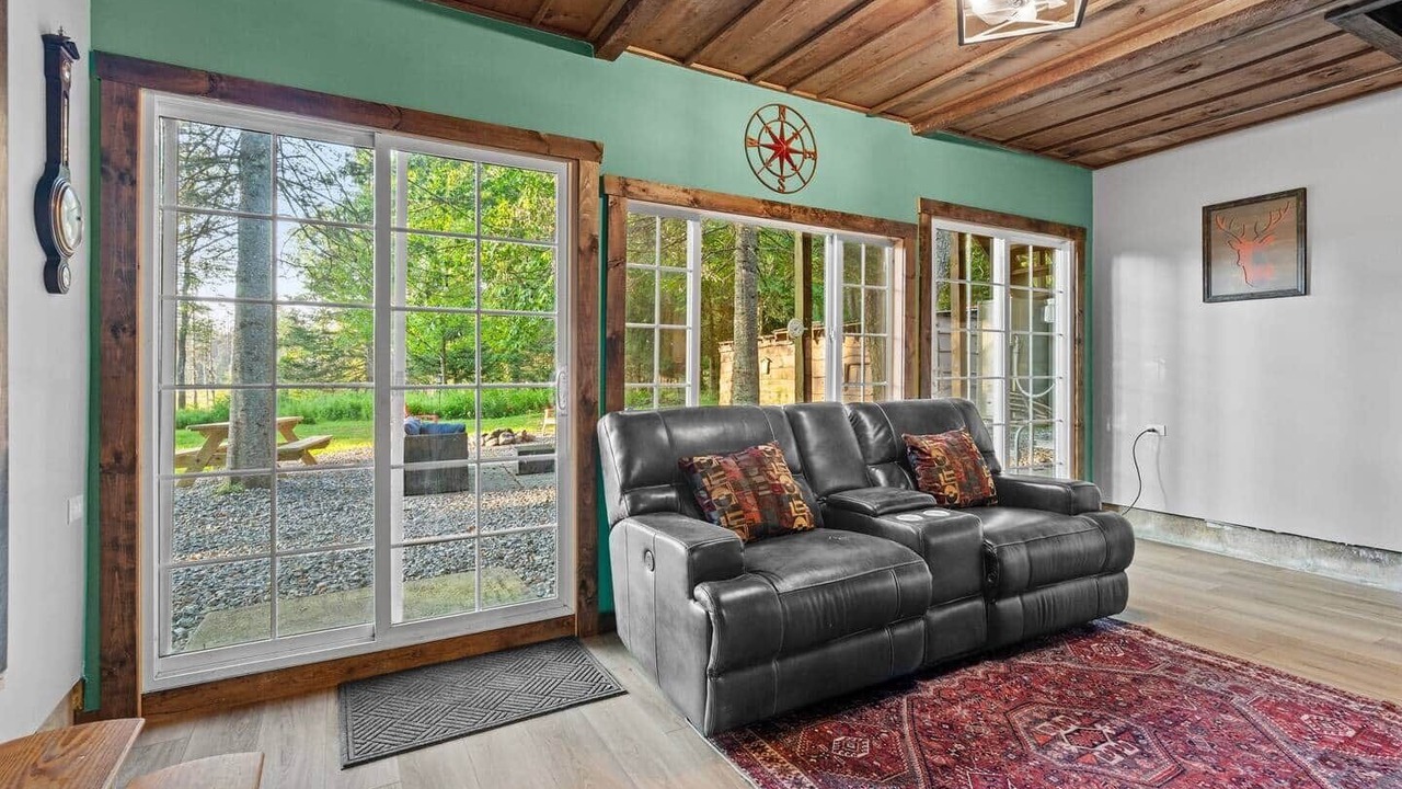 Photo of Livingroom in Forestport