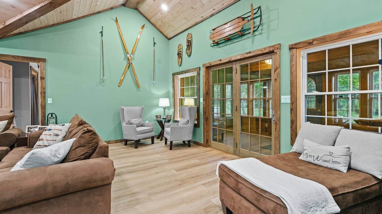 Photo of Livingroom in Forestport