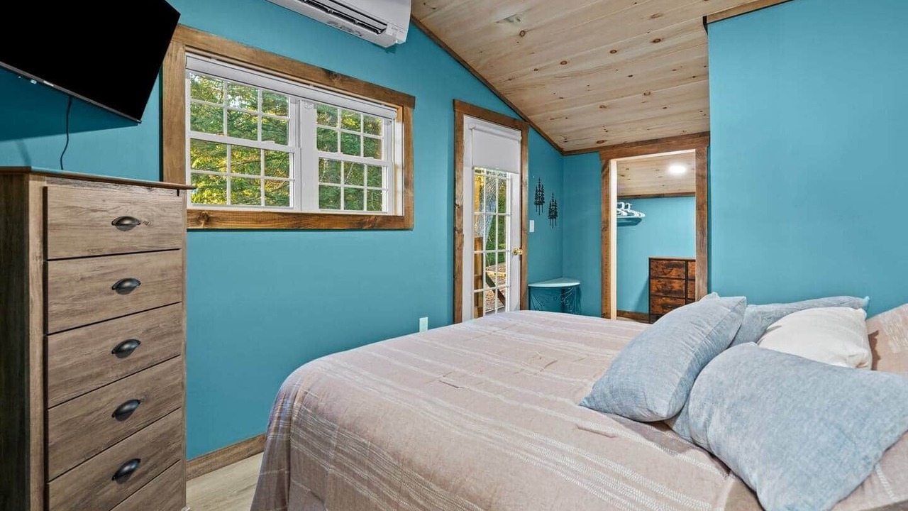 Photo of Bedroom in Forestport
