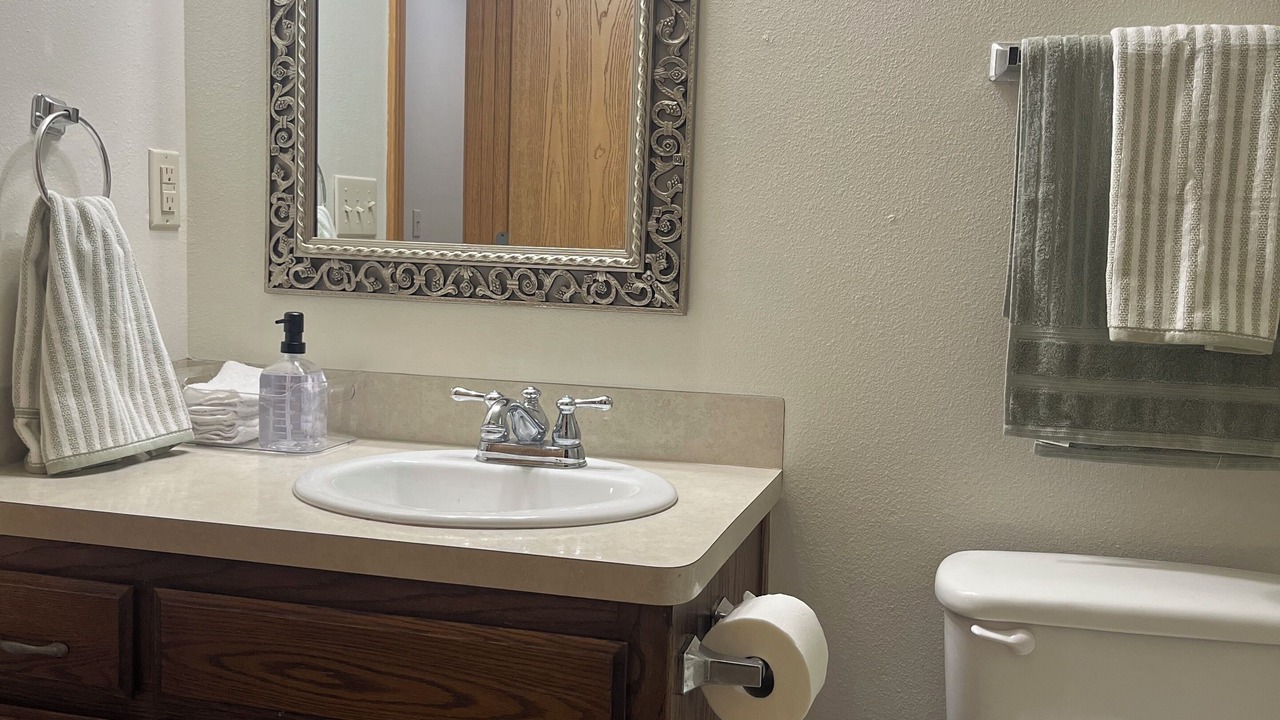 Photo of Bathroom in Spiro