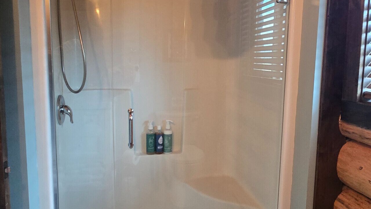 Photo of Bathroom in Pray