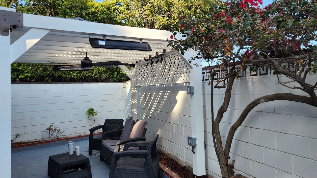 Photo of Patio Balcony in Del Rey