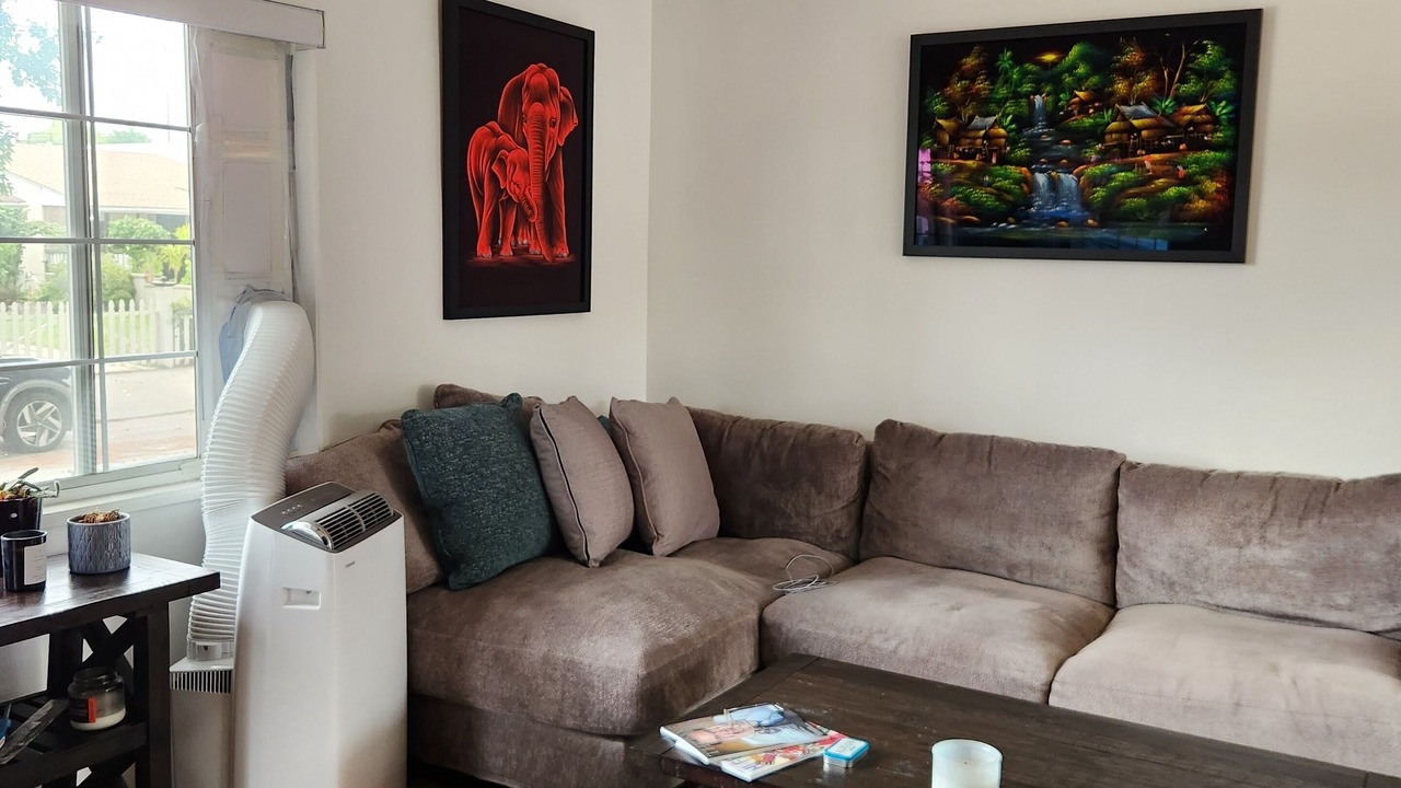 Photo of Livingroom in Del Rey