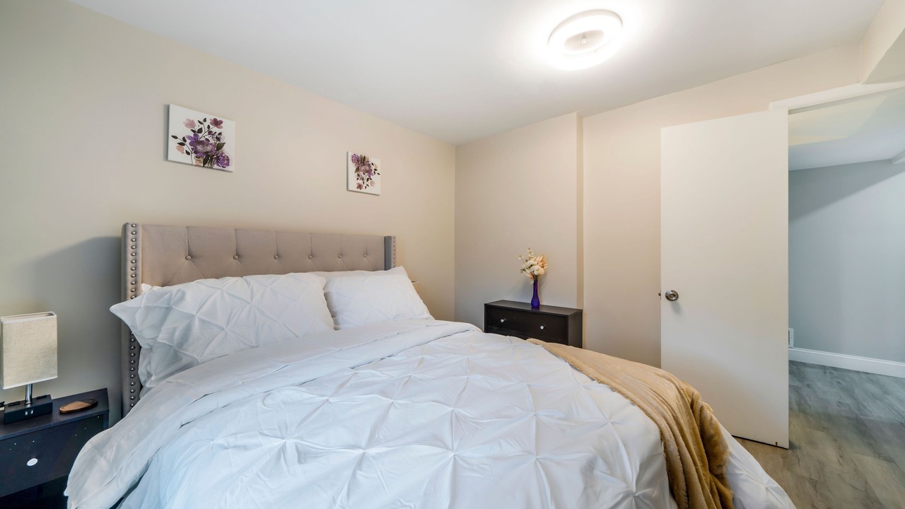Photo of Bedroom in Hillandale