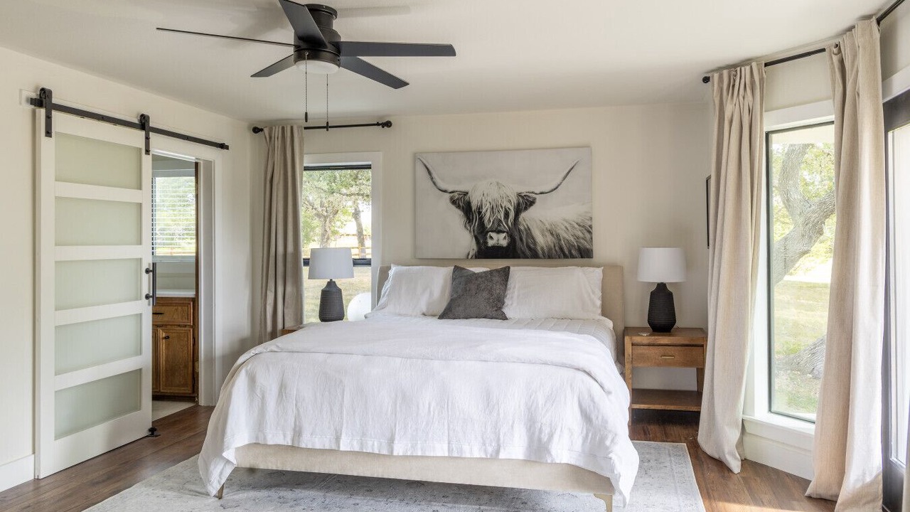 Photo of Bedroom in La Grange